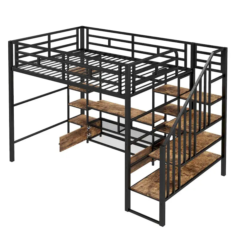 Lit mezzanine en métal pleine grandeur avec escalier, table de rangement basse et étagères de rangement