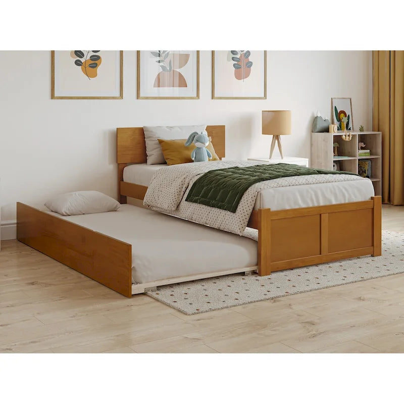 Lit plateforme Orlando avec pied de lit et lit gigogne double.