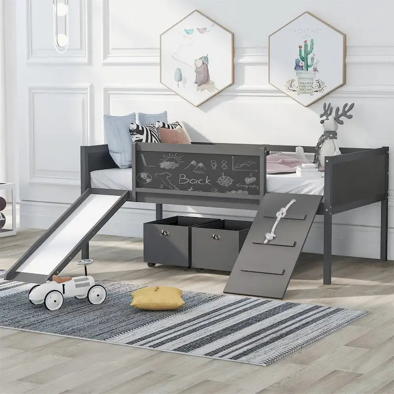 Lit mezzanine double avec cadre d'escalade, tableau noir et deux boîtes de rangement
