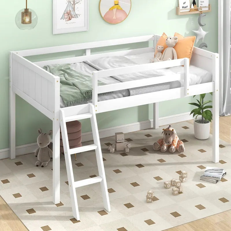Lit bas mezzanine en bois simple avec échelle