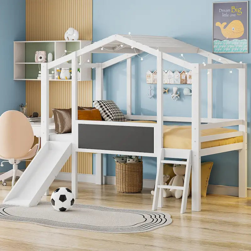 Lit mezzanine pour une personne avec échelle et toboggan
