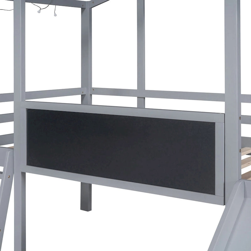 Lit mezzanine pour une personne avec échelle et toboggan