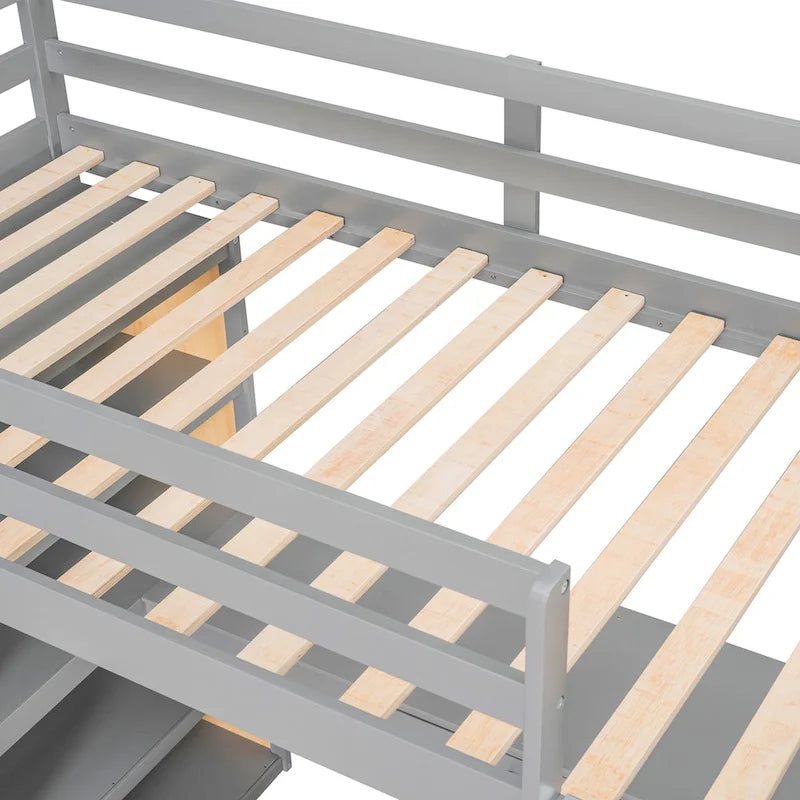 Lit mezzanine avec bureau, étagères, tiroir et échelle, garde-corps pleine longueur
